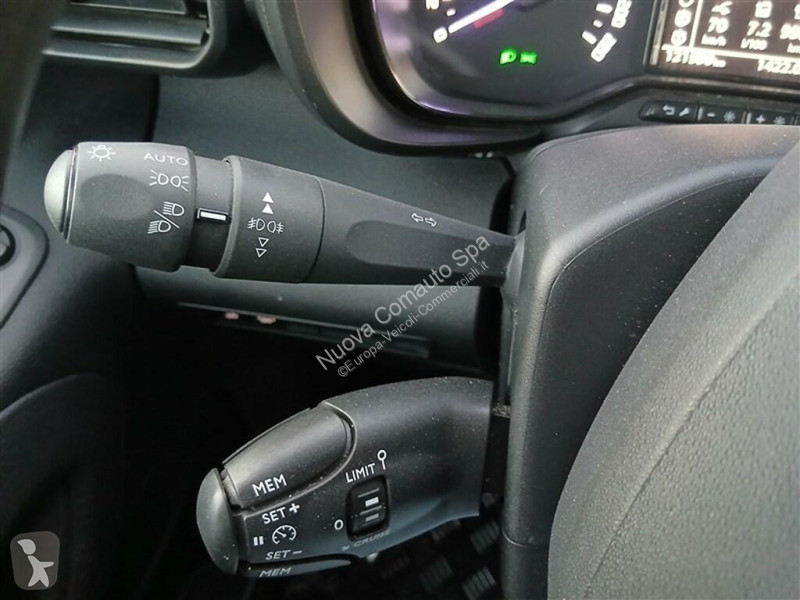 Véhicule utilitaire Toyota