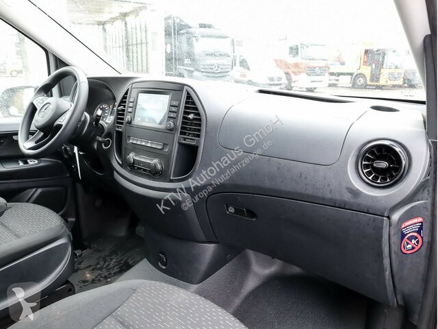 Veículo utilitário Mercedes Vito 114...