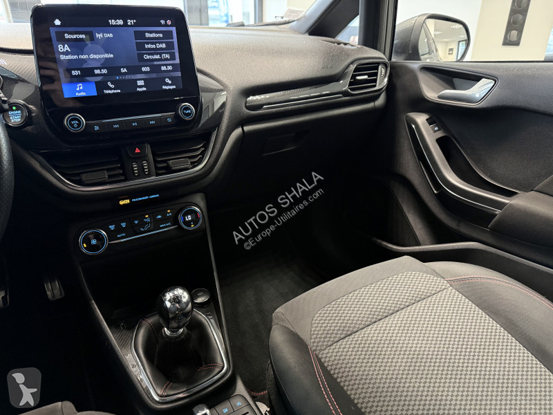 Samochód dostawczy Ford FIESTA / A PARTIR DE...