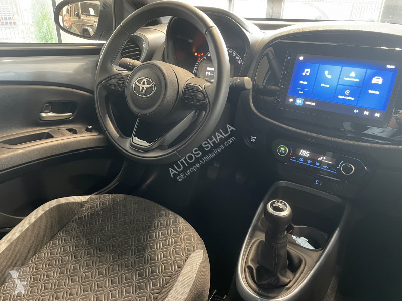 عربة نفعية Toyota AYGO X / A PARTIR DE...