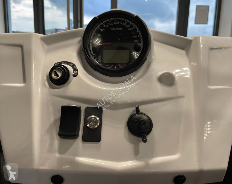 Samochód dostawczy Polaris RZR 570 MTT