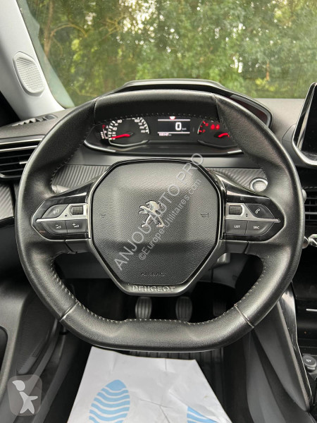 عربة نفعية Peugeot HDi 110ch BVM6 FINITION ALLURE