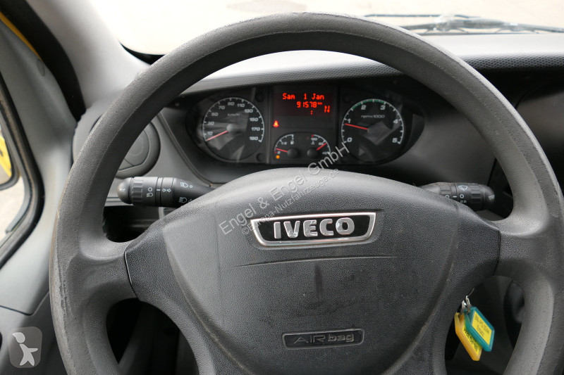 Furgoneta Iveco Daily 35 S11 C30C AUTOMATIK...
