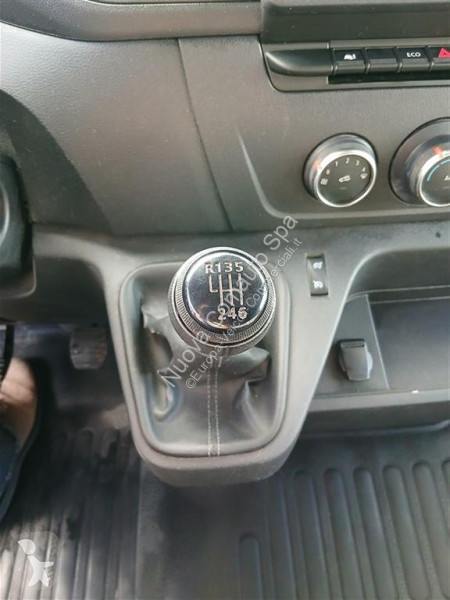Renault III 2019 Transporter