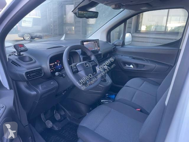 Véhicule utilitaire Opel