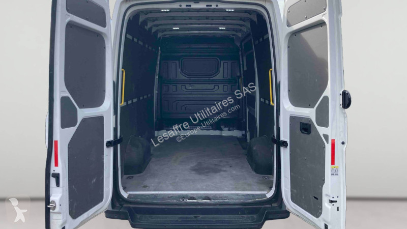 Volkswagen CRAFTER VAN 30 L3H3 2.0 TDI 140 CH...