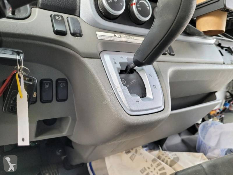 Samochód dostawczy Fuso