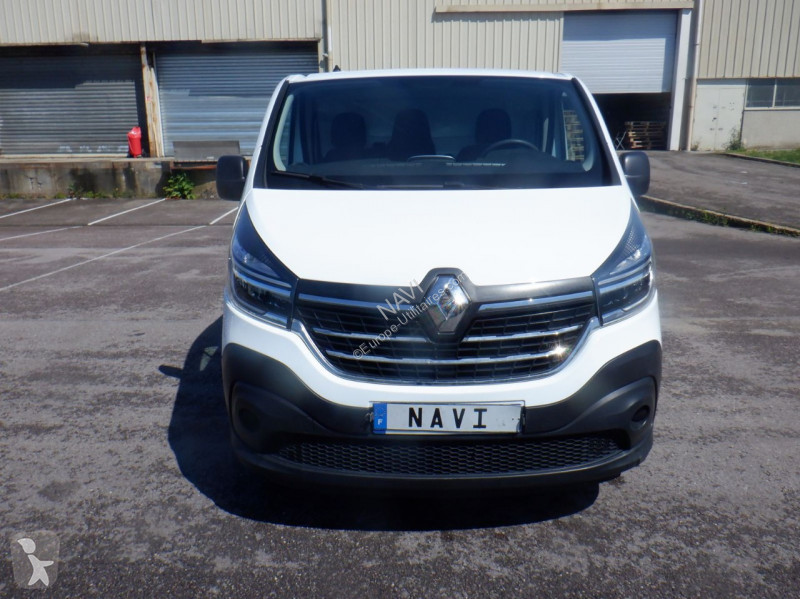 Véhicule utilitaire Renault TRAFIC III FG L1H1...