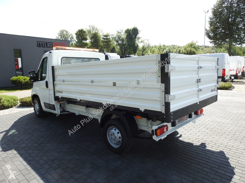 Samochód dostawczy Peugeot  BOXER