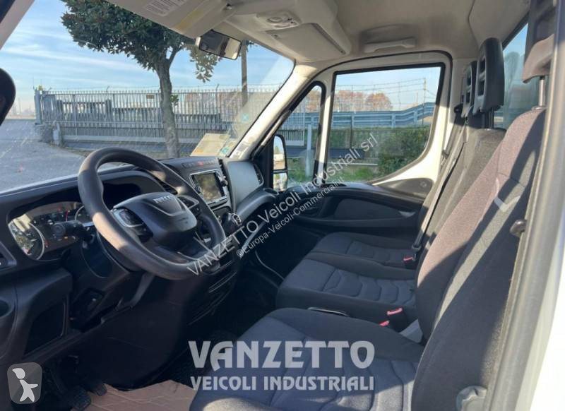 Furgoneta Iveco