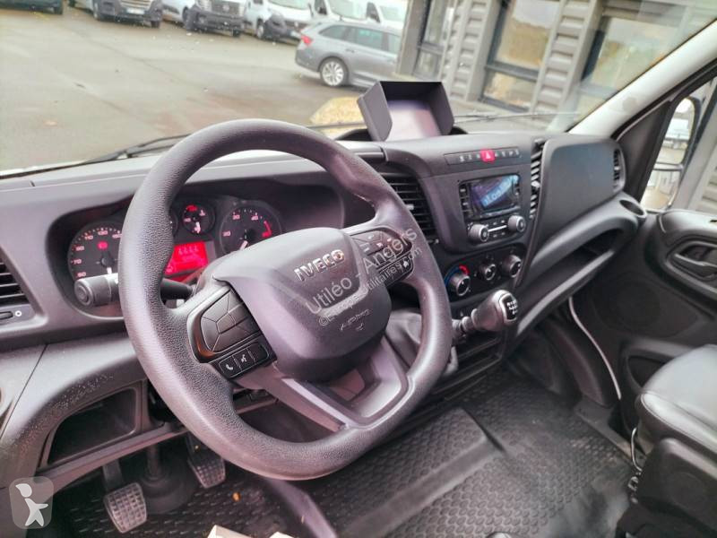 Furgoneta Iveco