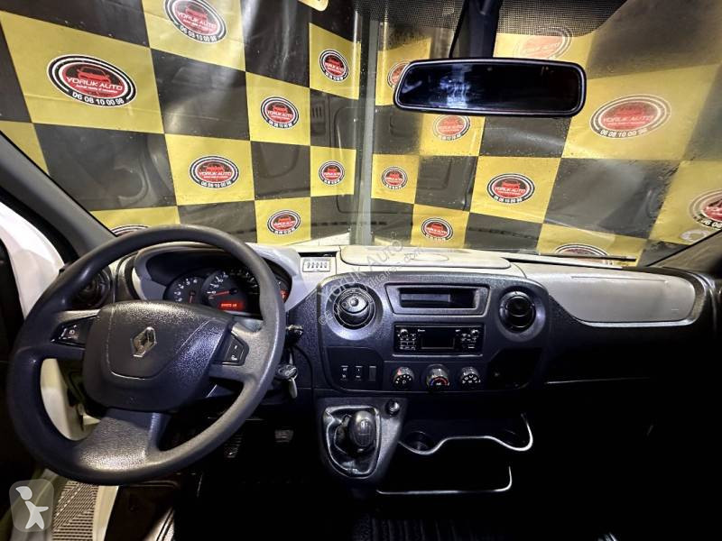 عربة نفعية Renault
