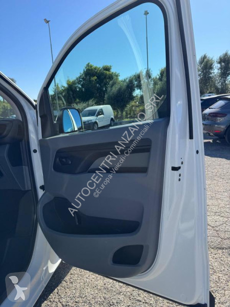 Véhicule utilitaire Opel