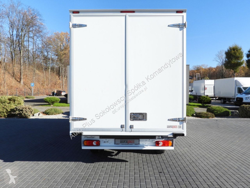Samochód dostawczy Renault  MASTER