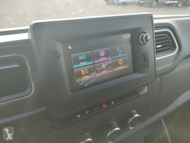 عربة نفعية Renault 20M3 145 CV FOURGON HAYON 3.5T