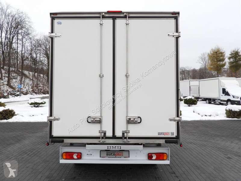 Samochód dostawczy Renault  MASTER