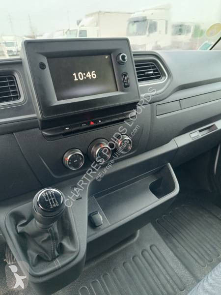 عربة نفعية Renault