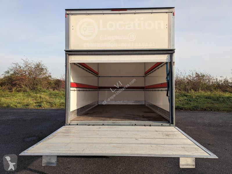 Véhicule utilitaire Iveco CCb 35C16H3.0...