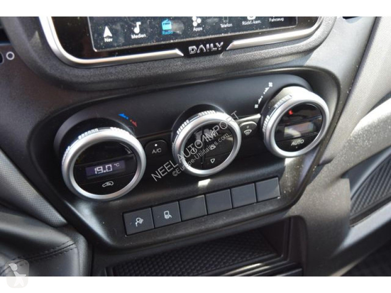 Véhicule utilitaire Iveco DAILY L4H2 BOITE AUTO...