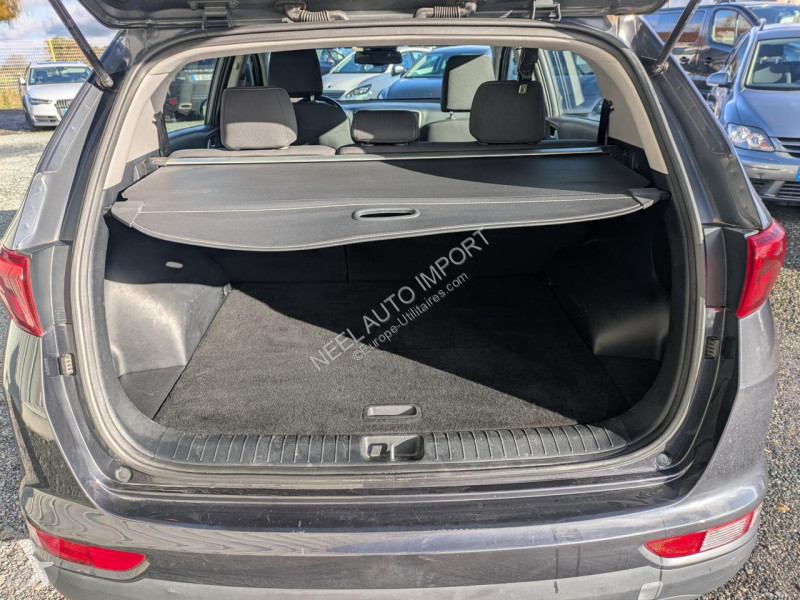 Samochód dostawczy KIA SPORTAGE IV MOTION 1.7...