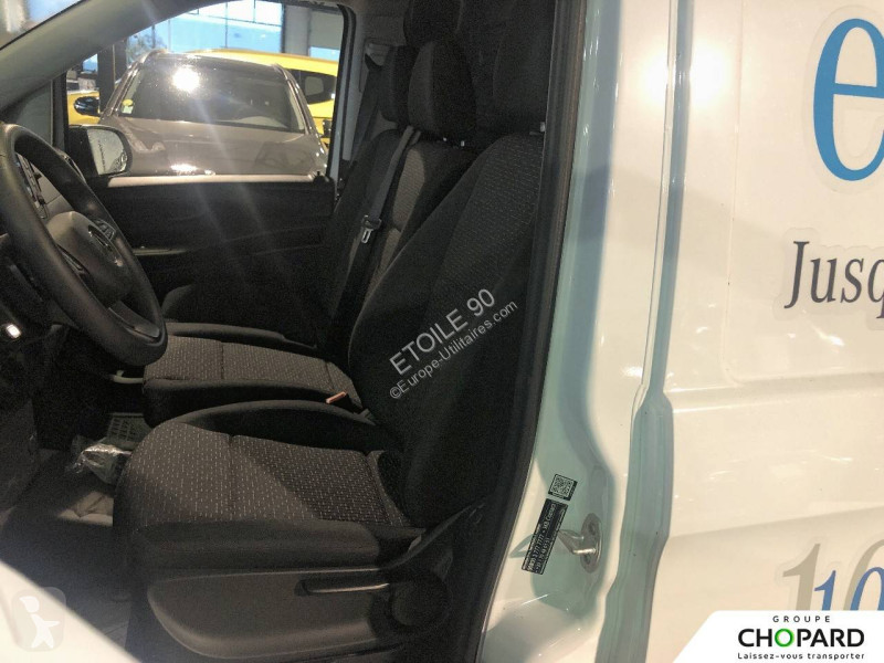 عربة نفعية Mercedes EVITO FOURGON 60 KWH LONG FWD
