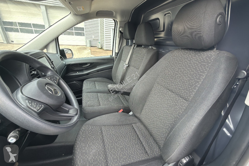 عربة نفعية Mercedes VITO FOURGON 114 CDI LONG...