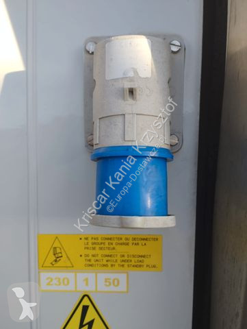 Samochód dostawczy Renault Refrigerator 130K 2...
