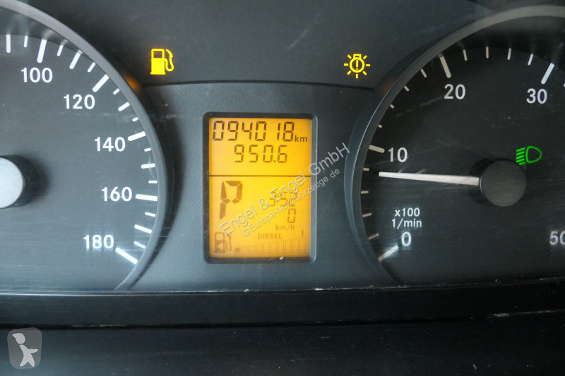 Лекотоварен автомобил Mercedes SPRINTER 310 CDI...