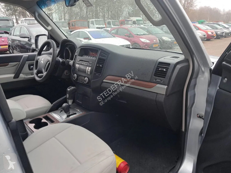 Furgoneta Mitsubishi GLS 3.5 - V6 , 4x4 , 7...