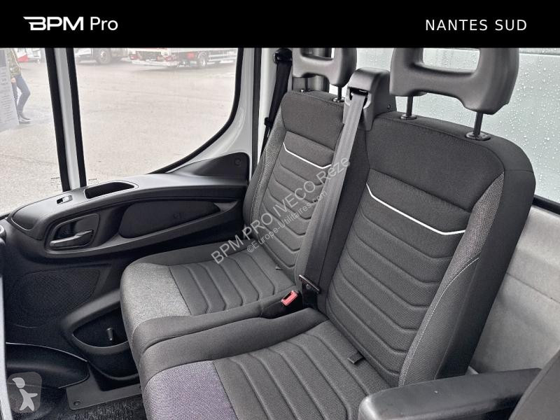 Véhicule utilitaire Iveco CCb 35C16H3.0...