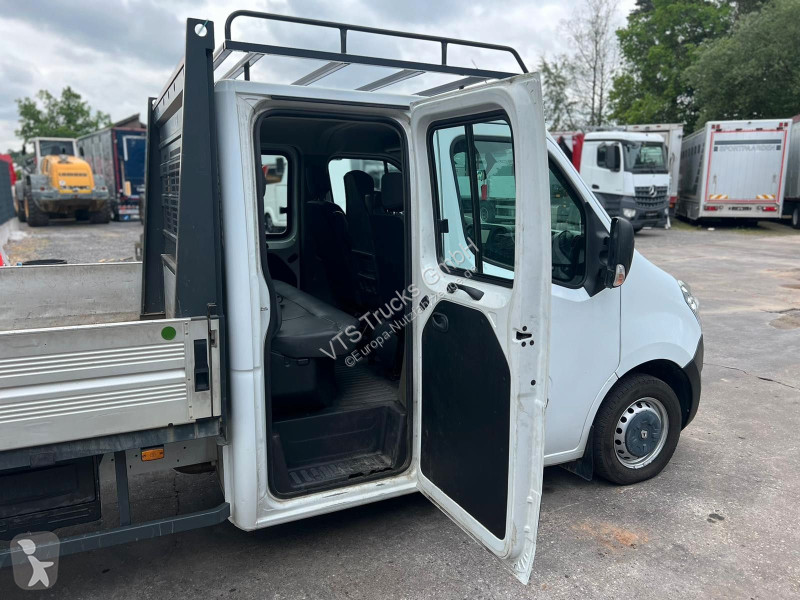 Furgoneta Renault DoKa Pritsche