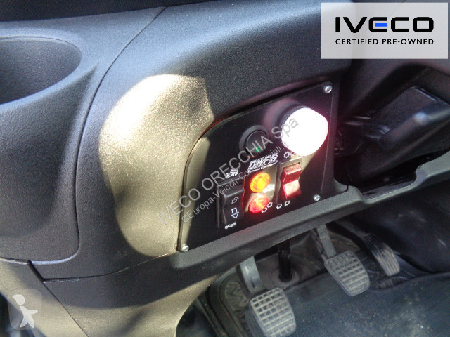 Samochód dostawczy Iveco DAILY 35C14H