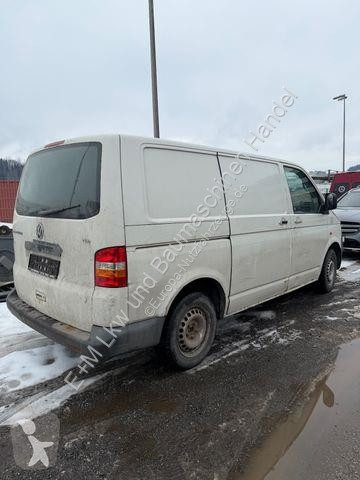 عربة نفعية Volkswagen T5