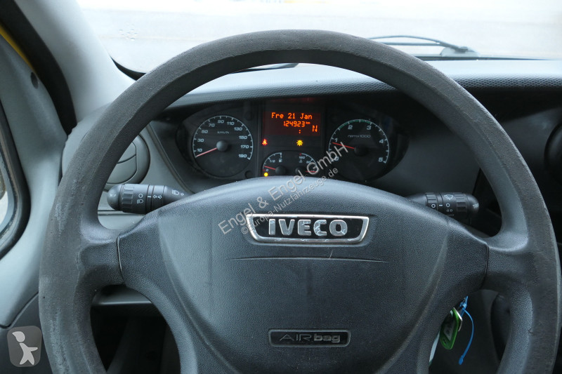 Furgoneta Iveco Daily 35 S11 C30C AUTOMATIK...