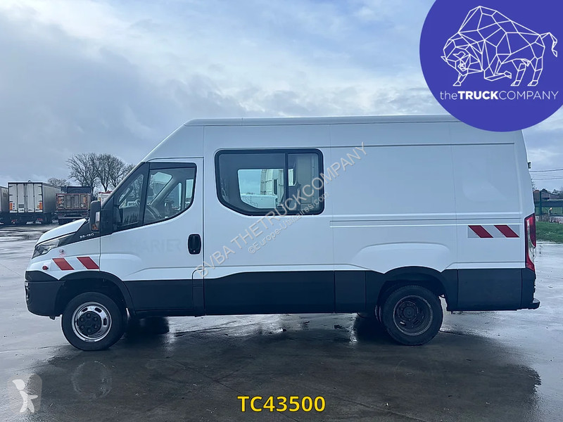 Iveco 35C15V12 Double cab 7 places Transporter