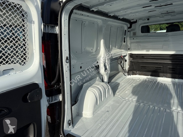 Furgoneta Renault TRAFIC III FG L1H1 1200 1.6...