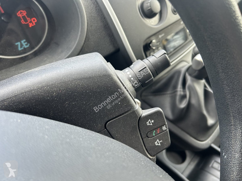 Véhicule utilitaire Renault Kangoo (2) Z.E. 33...