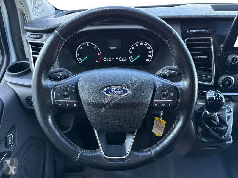 Furgoneta Ford 300 2.0 tdci MHEV 130cv Titanium...