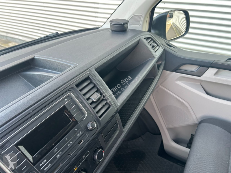 Furgoneta Volkswagen T6