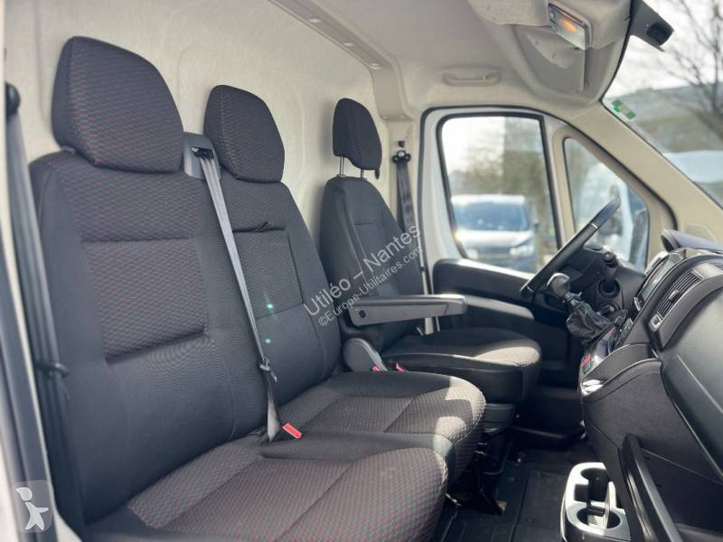 عربة نفعية Opel