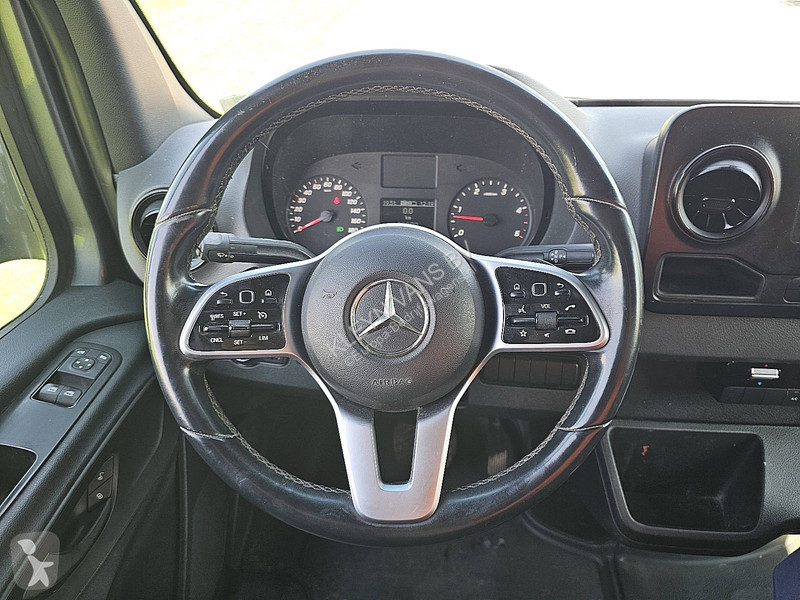 عربة نفعية Mercedes 319 3.0LTR V6 Automaat!