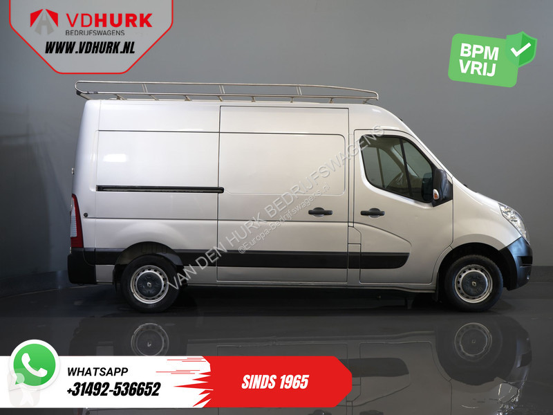Véhicule utilitaire Renault T35 2.3 dCi 145 pk...