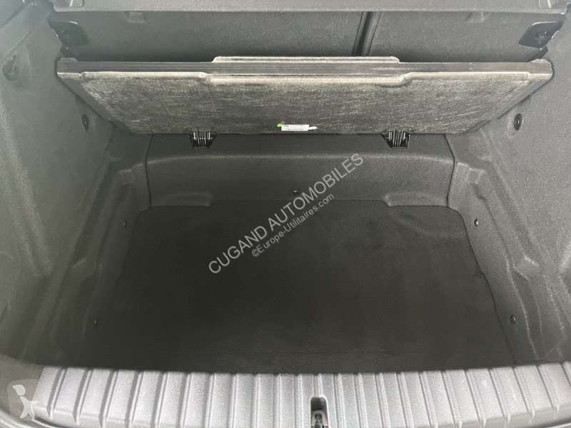 Autoutilitară BMW SERIE 1 (F40) 116I 109CH...