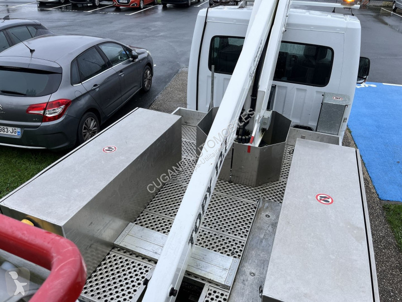 Véhicule utilitaire Renault MASTER III CCB...