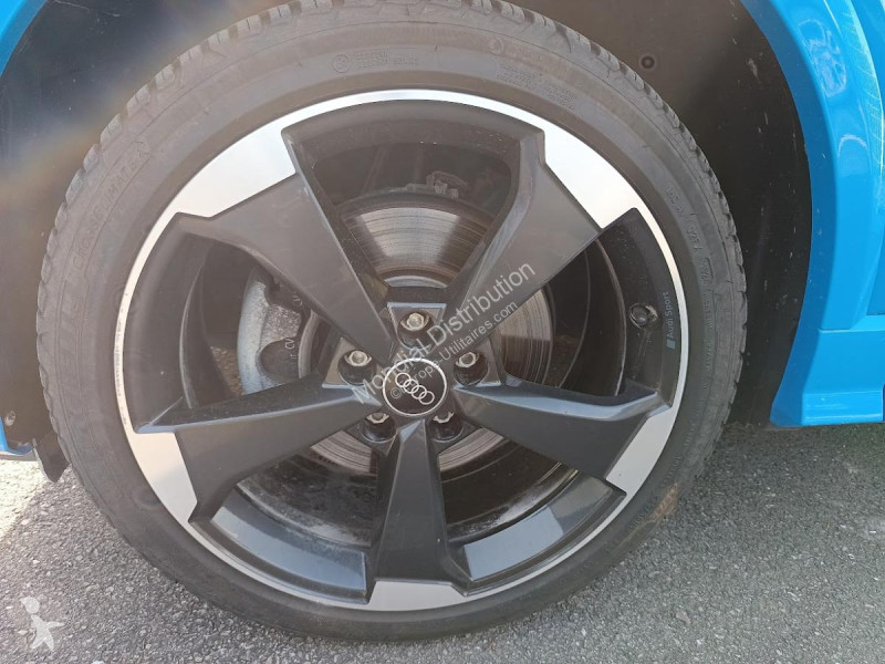 Nyttofordon Audi Q2 30 TDI S-LINE