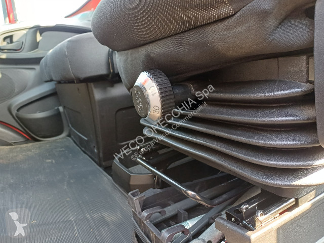 Veicolo commerciale Iveco DAILY 35C21 3.0 A8 -...