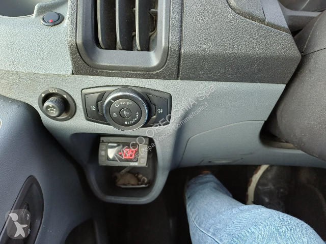 Samochód dostawczy Ford TRANSIT