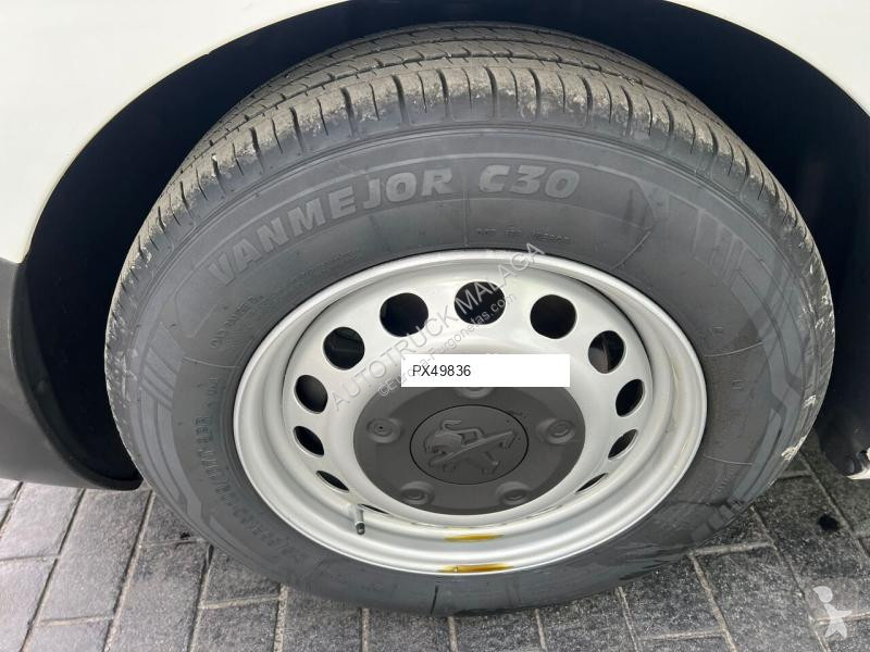 Furgoneta Peugeot pro blueHDI 100