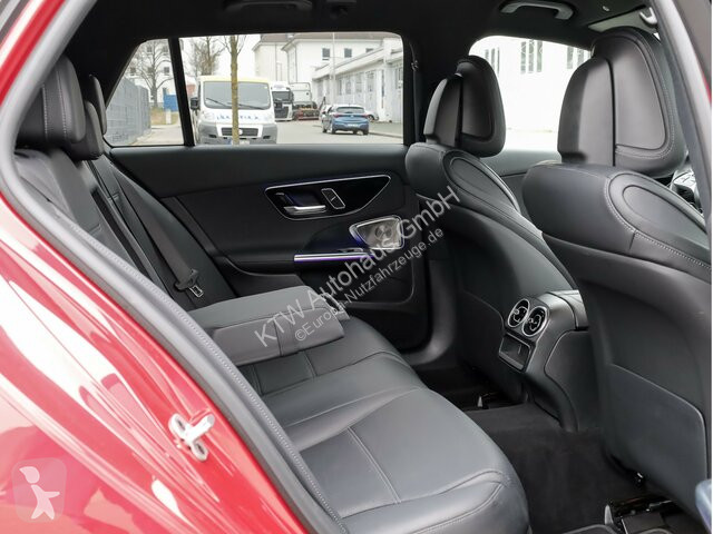 Véhicule utilitaire Mercedes C 300 T...