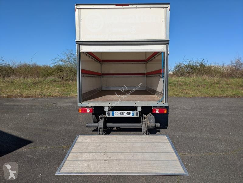Véhicule utilitaire Iveco CCb 35C16H3.0...